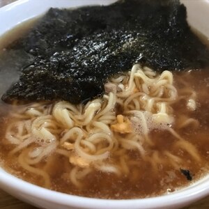 汁ごと入れて♪サバ缶ラーメン